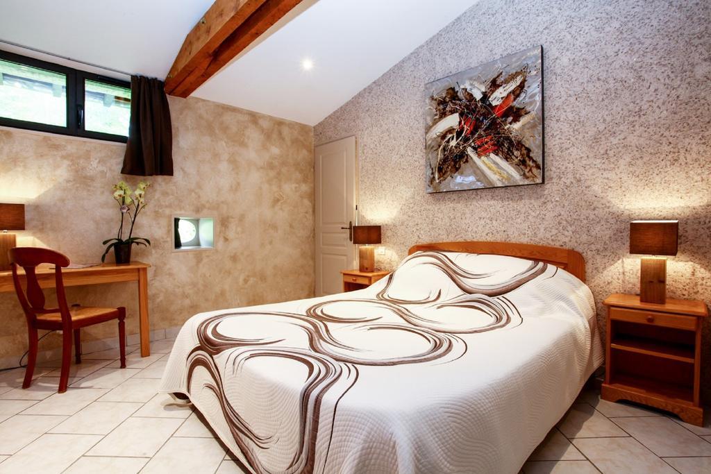 D'hotes Les Peyrouses Guest house 3*